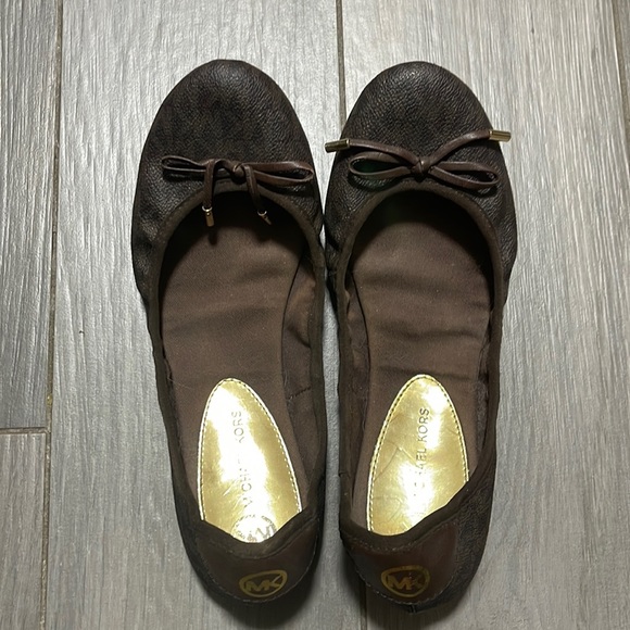 Michael Kors Flats - Picture 1 of 4